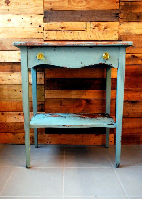 How to Use Antiquing Wax — Miss Mustard Seed's Milk Paint