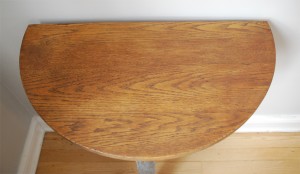 Halfmoon table top