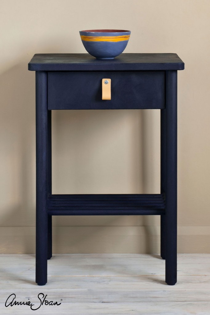 oxford-navy-side-table-with-ticking-in-old-violet-curtain-896